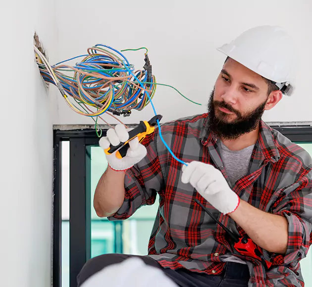 Professional Low Voltage Electrician: Your Local Systems Technician in Leeds, AL